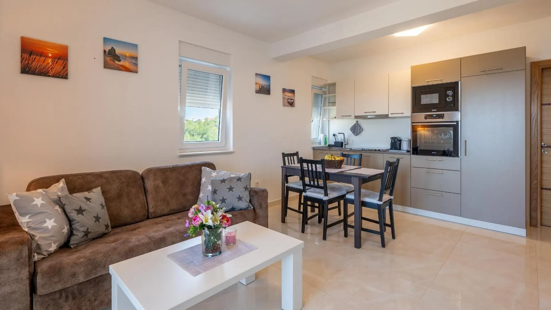 Mandre Sunset Apartment Laura - Only For Family