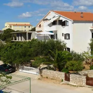Apartmán Besedic, Mandre