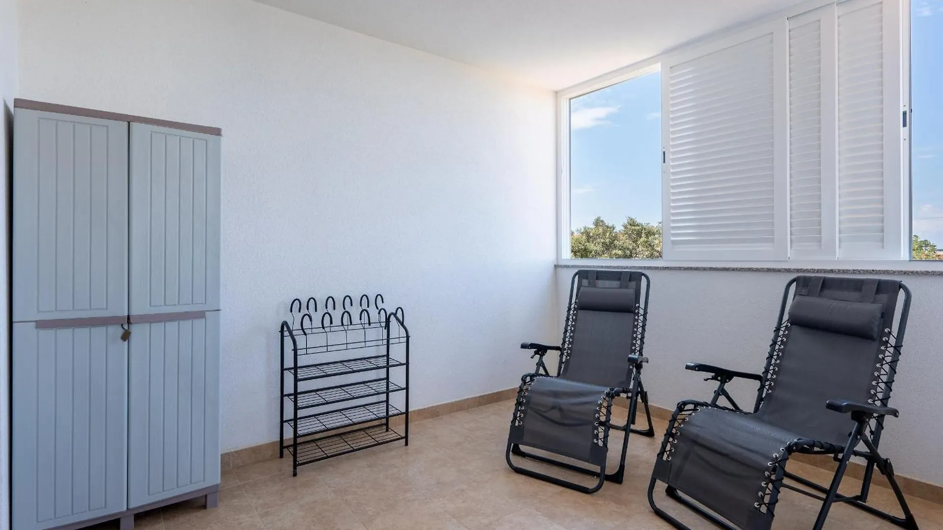 Mandre Sunset Apartment Laura - Only For Family