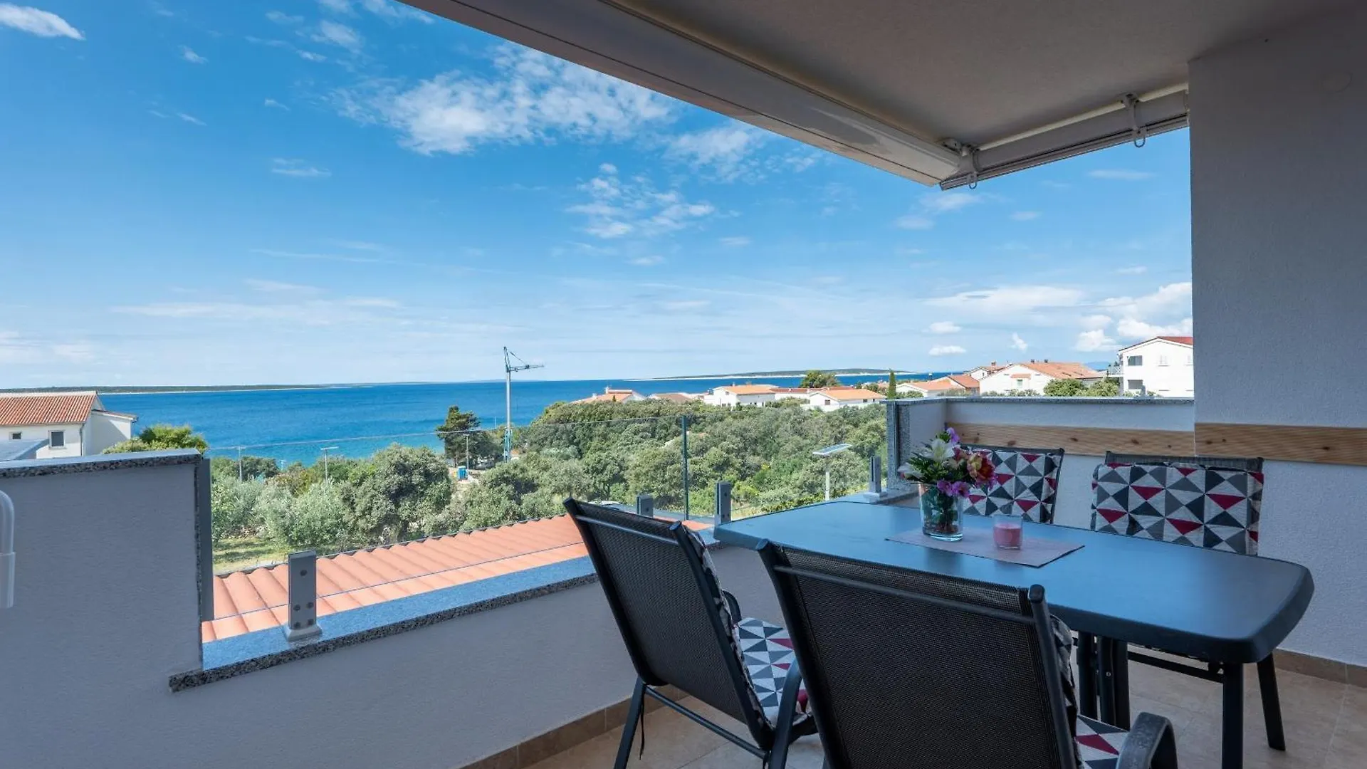 Mandre Sunset Apartment Laura - Only For Family location